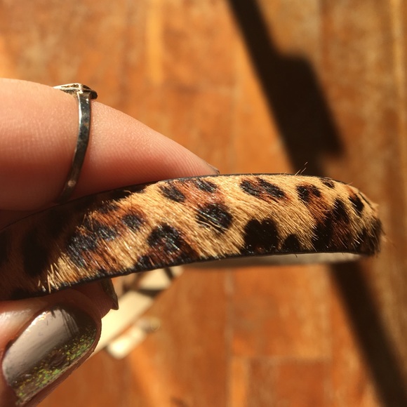 Fun GAP Cheetah belt! - Picture 4 of 4