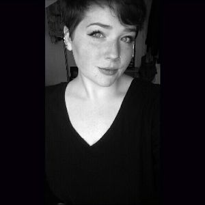 Meet your Posher, Kendra