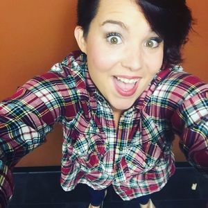 Meet your Posher, Laci