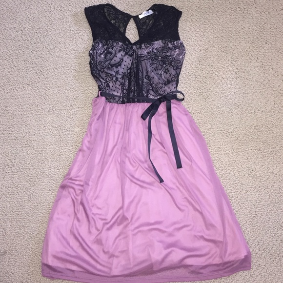 * Sale * Adorable Dress!