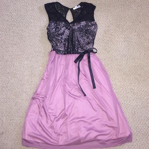 * Sale * Adorable Dress!
