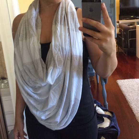 Lululemon Cotton Infinity Scarf