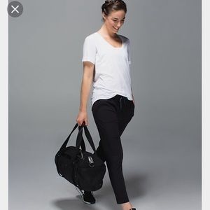 Lululemon Athletica Slouch Crop
