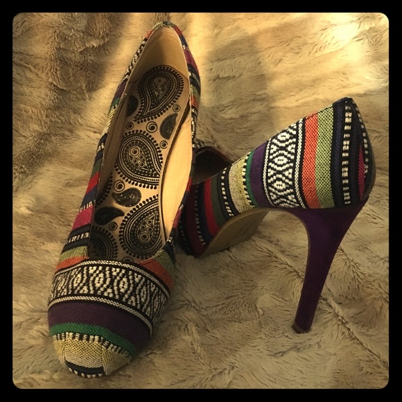 5 inch Chinese Laundry Baja print heels