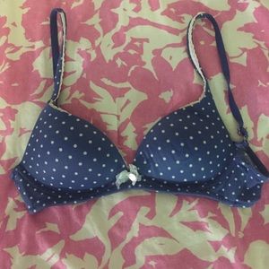 Victoria's Secret bra. 32A.