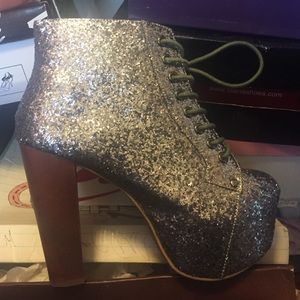 Silver Glitter Lita