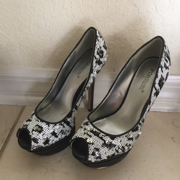 Black n white sequence platform heels