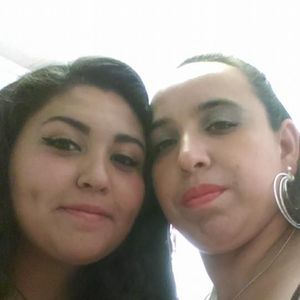 Meet your Posher, Clemencia