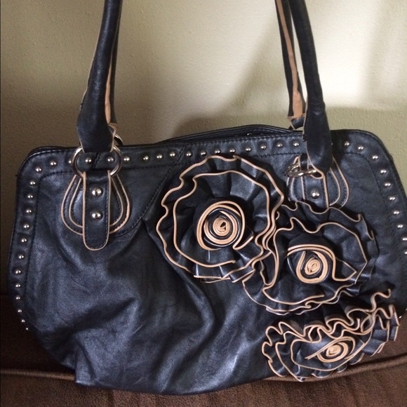 Black Purse with Flowers