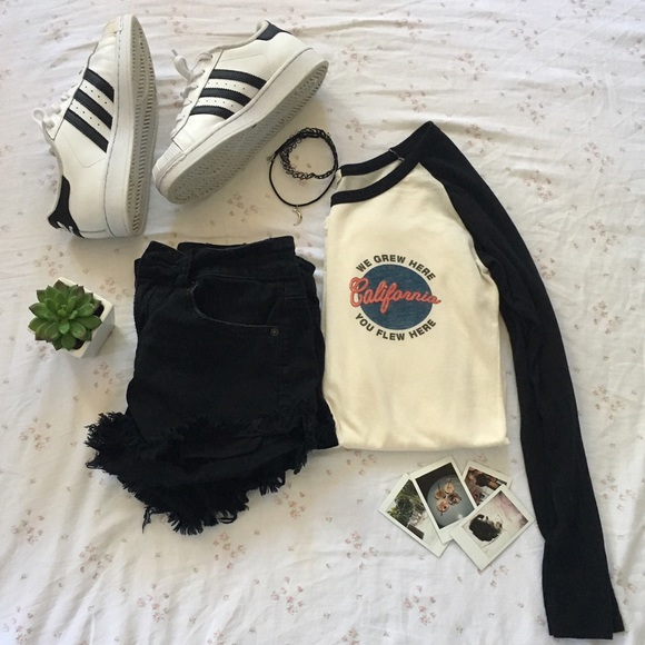 Brandy Melville Baseball Tee