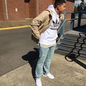 Meet your Posher, Seth