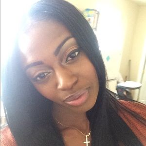 Meet your Posher, Shanique