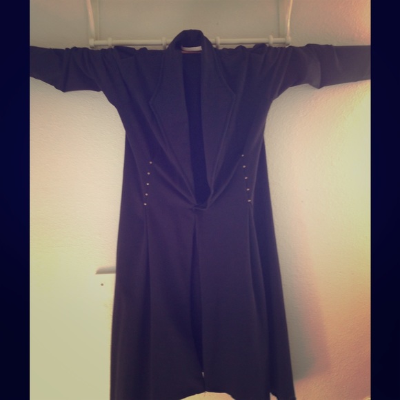 Loreena Mc Kemmit style long black fitted coat