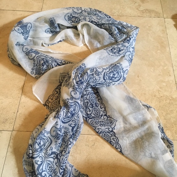 Scarf