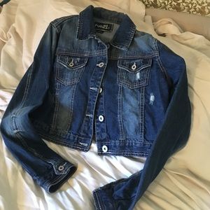 Cropped denim jacket