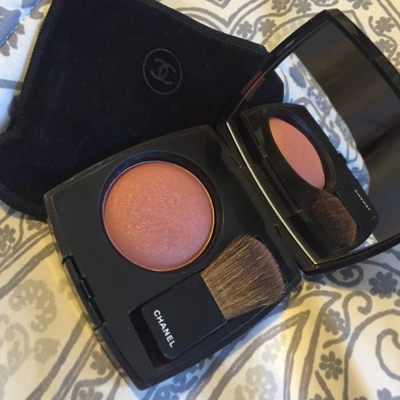 Chanel Blush 260 Alezane