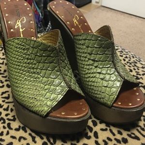 Funky snakeskin wedges