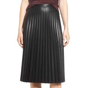 Black faux leather pleated skirt