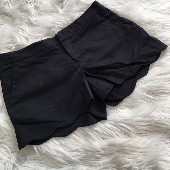 Club Monaco Pants - Club Monaco shorts | size 6