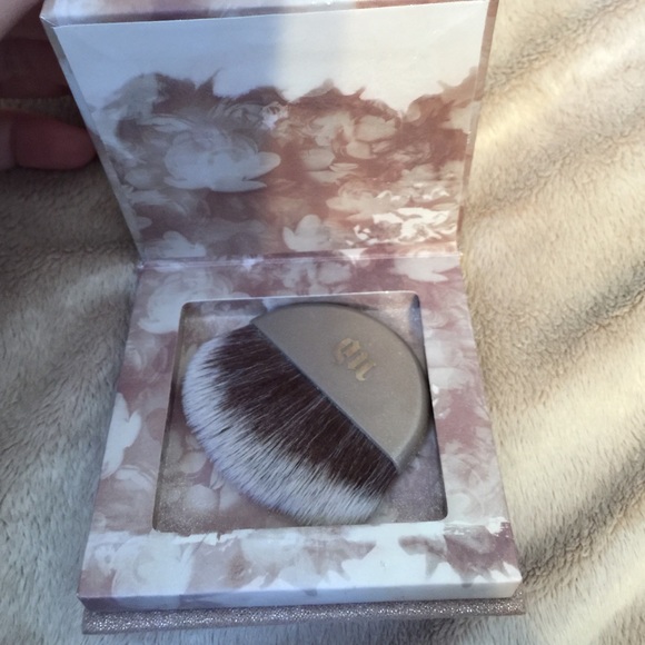 Sold - Picture 3 of 4