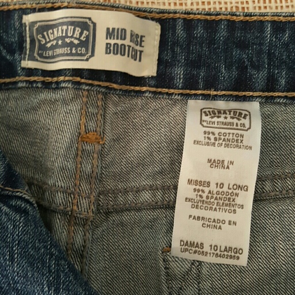 Levi's Middle Rise Bootcut - Picture 4 of 4