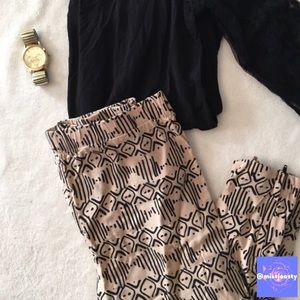SALE 💝 H&M Printed Tribal Print Pants