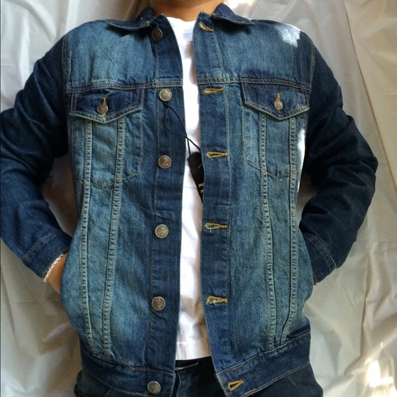 Mens fitted dark wash Denim jacket nwt!! - Picture 2 of 4