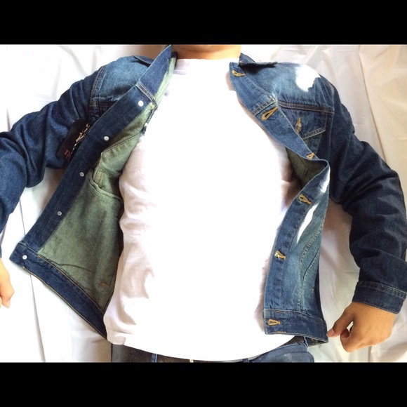 Mens fitted dark wash Denim jacket nwt!! - Picture 3 of 4