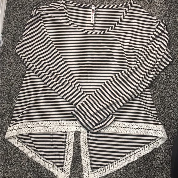 SOLD Black and white striped long sleeve top