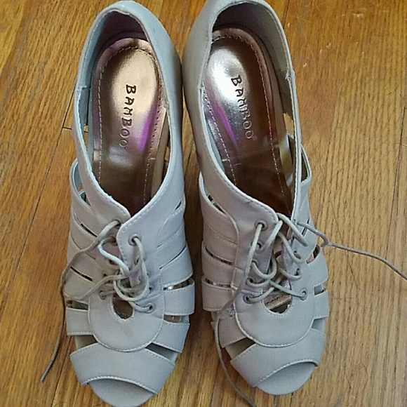 Shoes - Picture 2 of 3