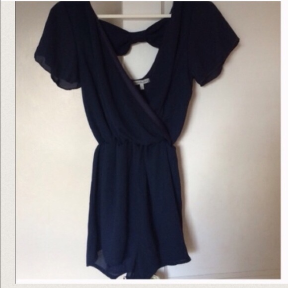 🆕✨Navy Romper - Picture 2 of 2