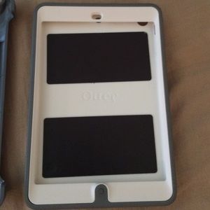 Otter box case for iPad mini