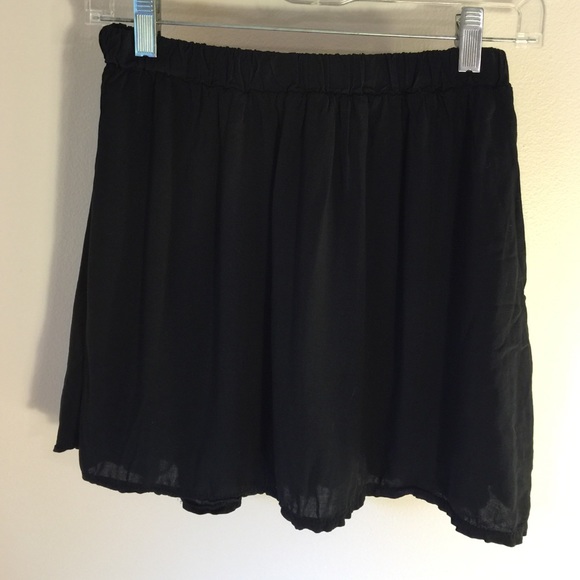 NWT Black Brandy Melville Skater Skirt
