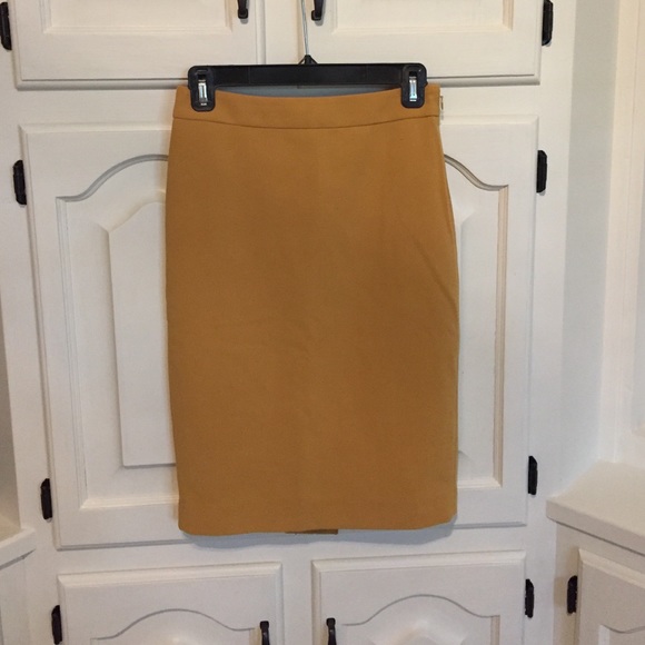 Mustard color pencil skirt