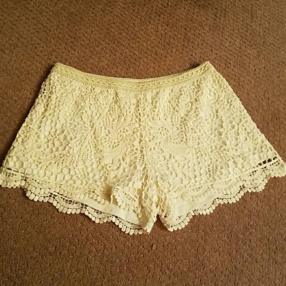 Junior Lace Shorts