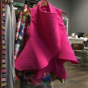 High collar vest