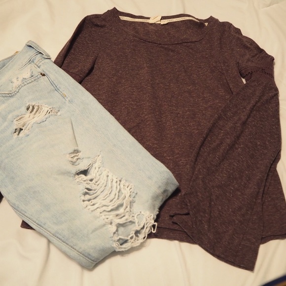 Abercrombie & Fitch Boyfriend Fit Ripped Jean