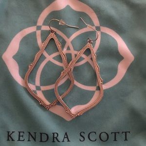 Kendra Scott Sophee drop earrings