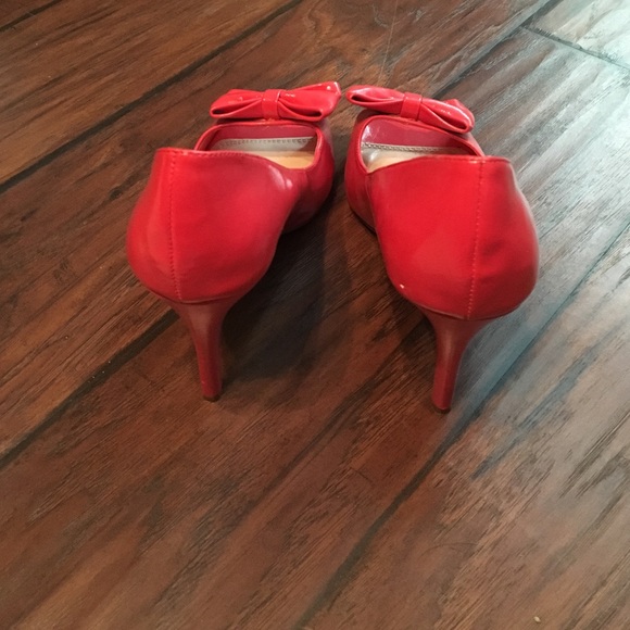 Coral Pumps - Picture 2 of 3