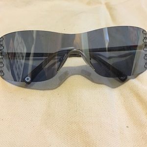 Coach Accessories - Blue Mirrored Coach Sunglasses Coach Accessories - Blue Mirrored Coach Sunglasses