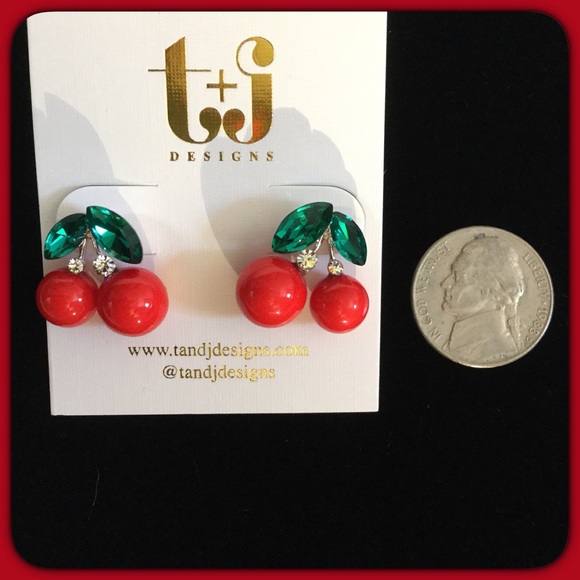 🆕🍒1 Left🍒Cherries with Rhinestones Earrings - Picture 2 of 3
