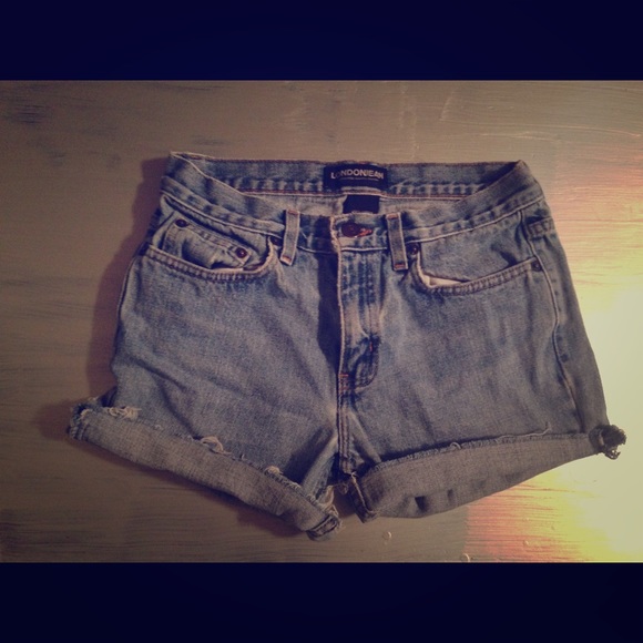 Cut off jean shorts