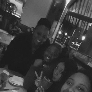 Meet your Posher, Chatelle