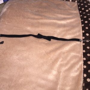 Cute choker necklace