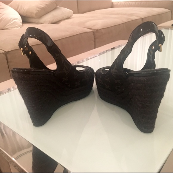 Louis Vuitton sandals - Picture 3 of 4