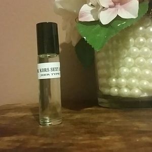 Michael kors sexy Amber Perfume oil