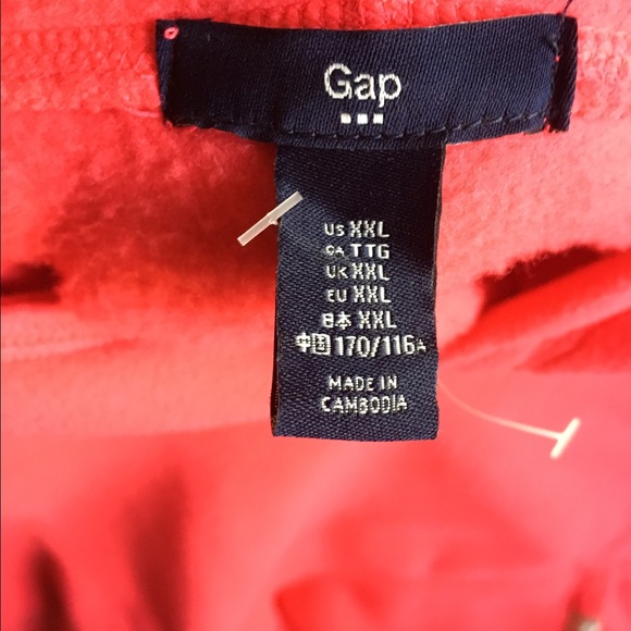 GAP Hoodie - Picture 3 of 3