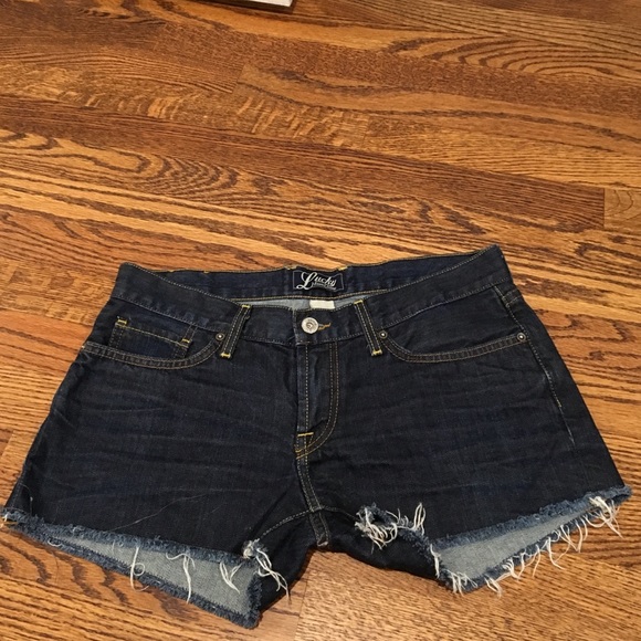 Lucky 🍀 Jean shorts
