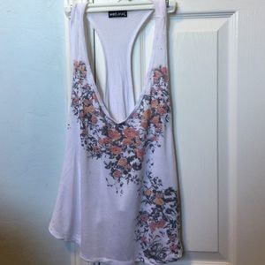 Wet seal flowey tank top