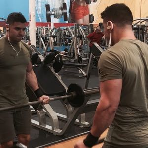 Meet your Posher, Andres